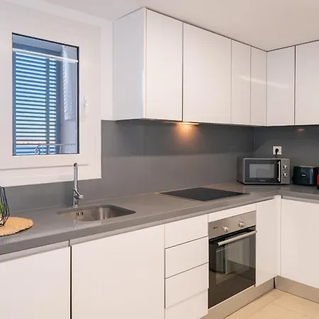 Appartamento Premium Con Jacuzzi Y Vistas Al Mar En Punta Prima, By Rentalole