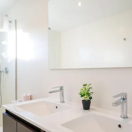 Appartamento Premium Con Jacuzzi Y Vistas Al Mar En Punta Prima, By Rentalole Torrevieja